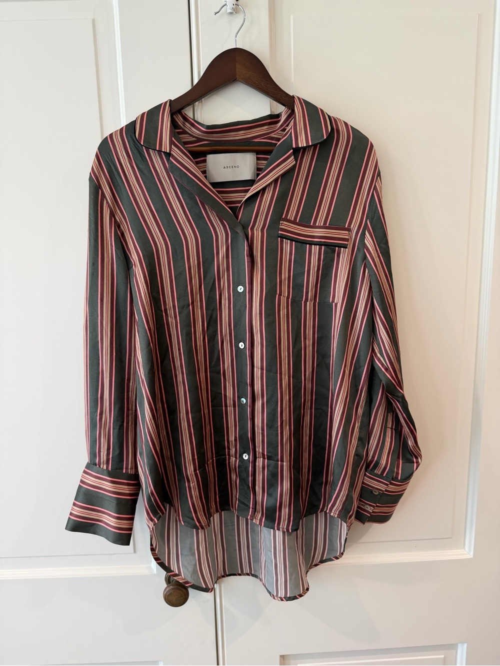 Asceno 100% silk button up top